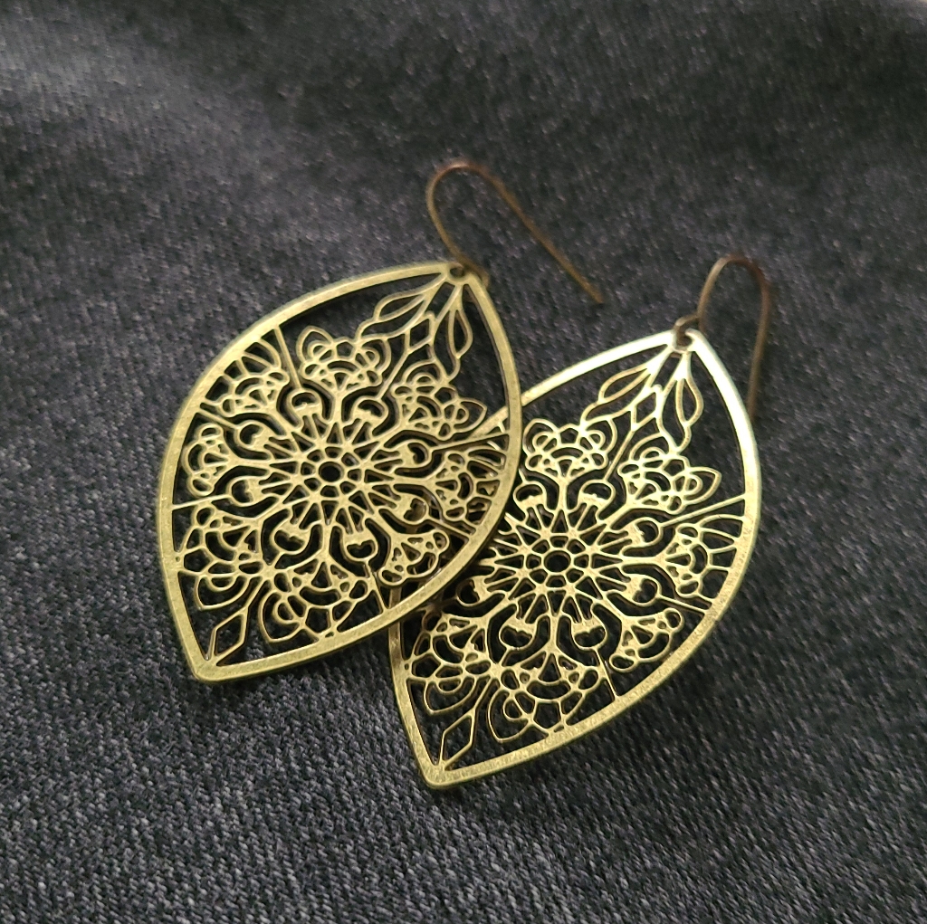 Brass Filigree Earrings 6$